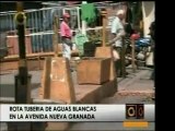 En la Avenida Nueva Granada un tubo de aguas blancas se romp