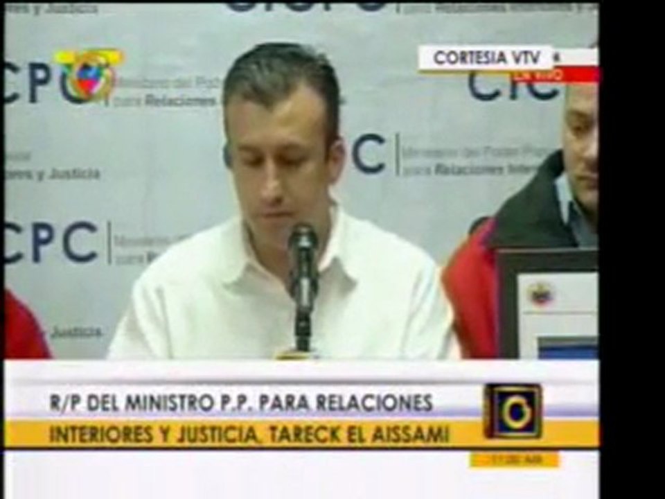 El ministro de Interior y Justicia, Tareck El Aissami, infor