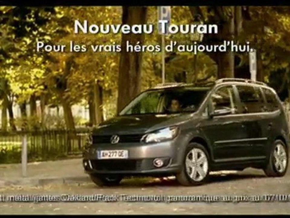 Publicité HD - Volkswagen Touran et Sharan ("C'est facile d'être une héroïne") 2010