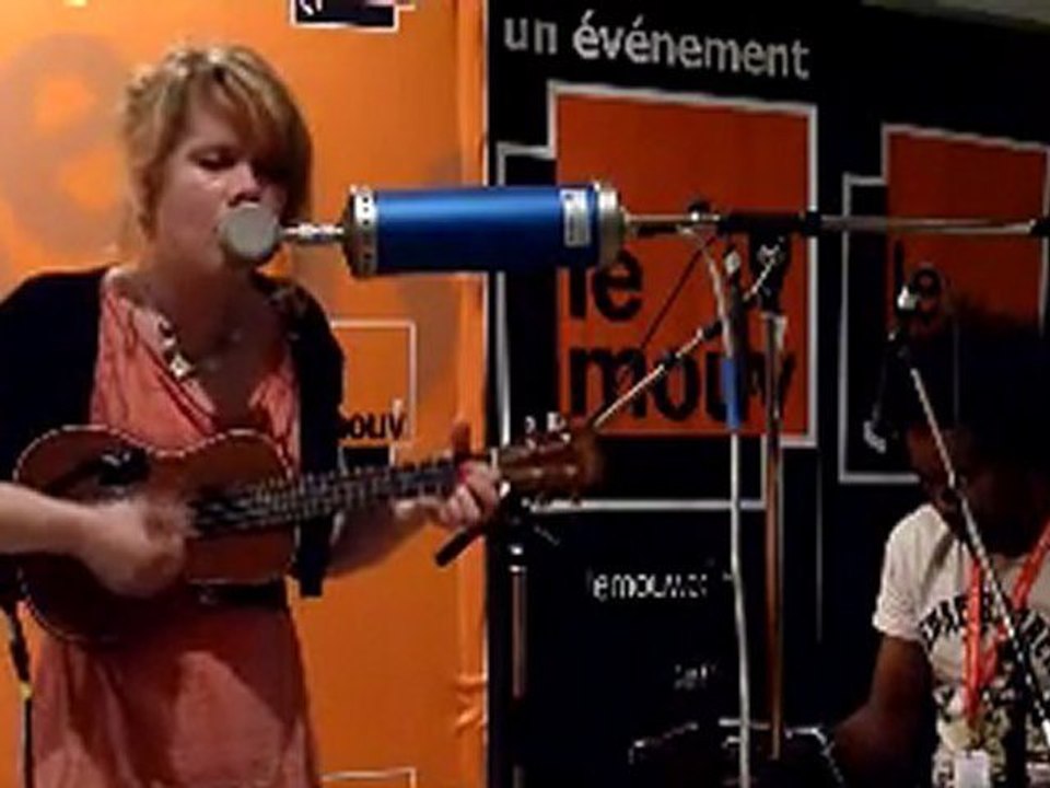 Lena Deluxe - Reeperbahn en direct du Printemps de Bourges 2011 avec Le Mouv'