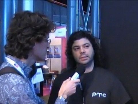 La Chaine Guitare Interview du luthier Pierre-Marie Chateauneuf à Music & You Paris