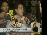 Wilmer Azuaje compareció ante el Palacio de Justicia para qu