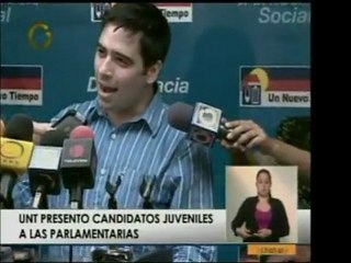 Alberto Álvarez, de UNT, presenta los candidatos juveniles d