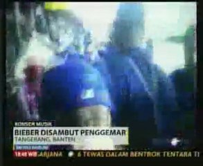 Justin Bieber and Selena Gomez in Jakarta Indonesia