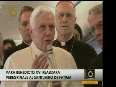 Benedicto XVI visita Portugal en medio de la controversia po