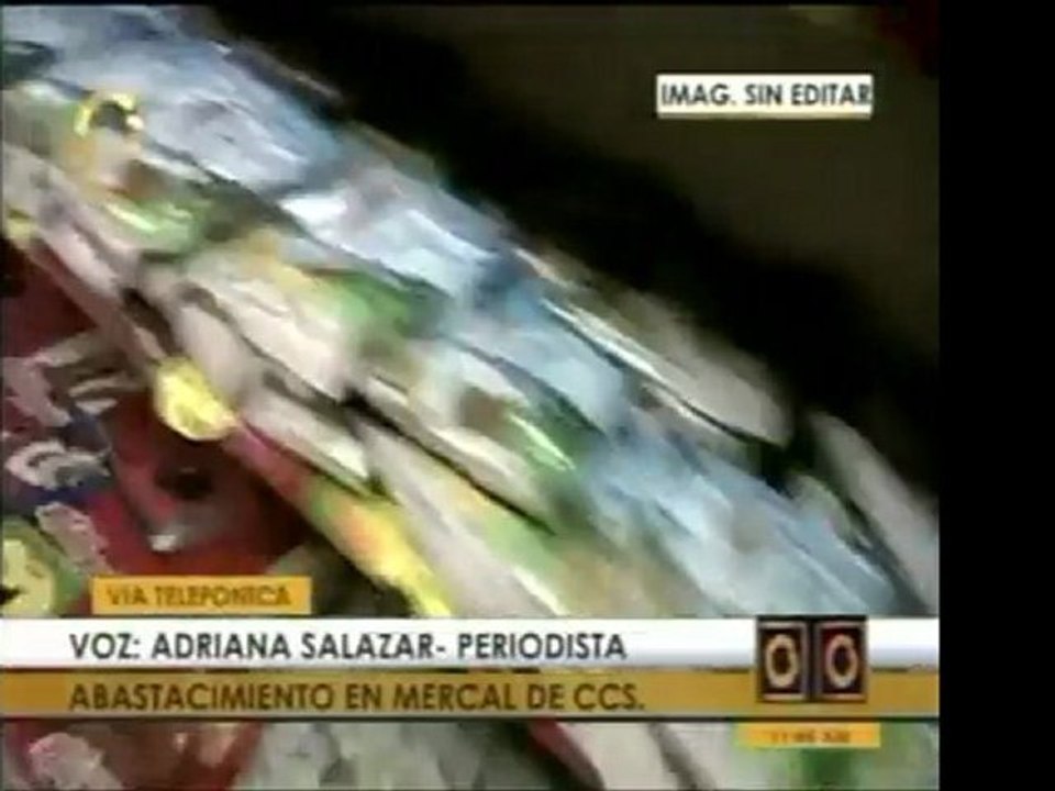 Mercal en Caracas muestra sus estantes vacíos