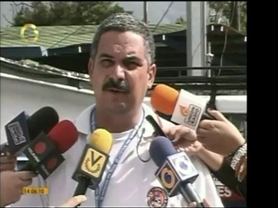 En el estado Táchira  dos personas fueron arrastradas por un