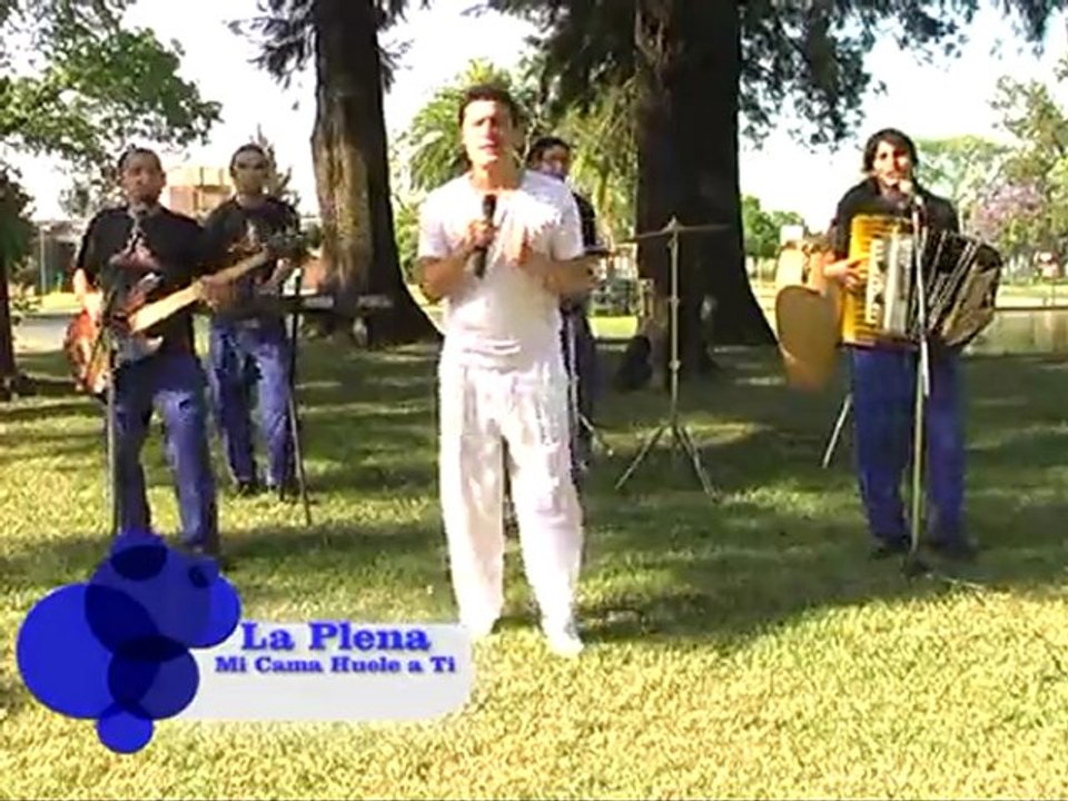 La Plena - Mi Cama Huele A Ti