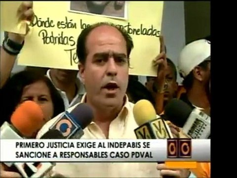 Julio Borges, de Primero Justicia, declara mientras su parti