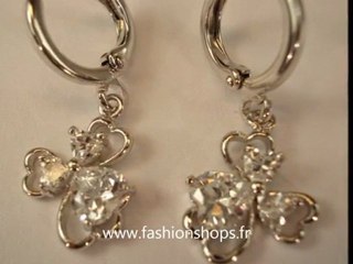 Bijoux Fantaisie earrings
