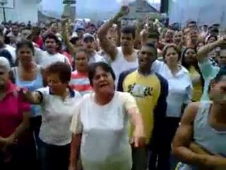 Familiares de internos en el Centro Penitenciario de los And