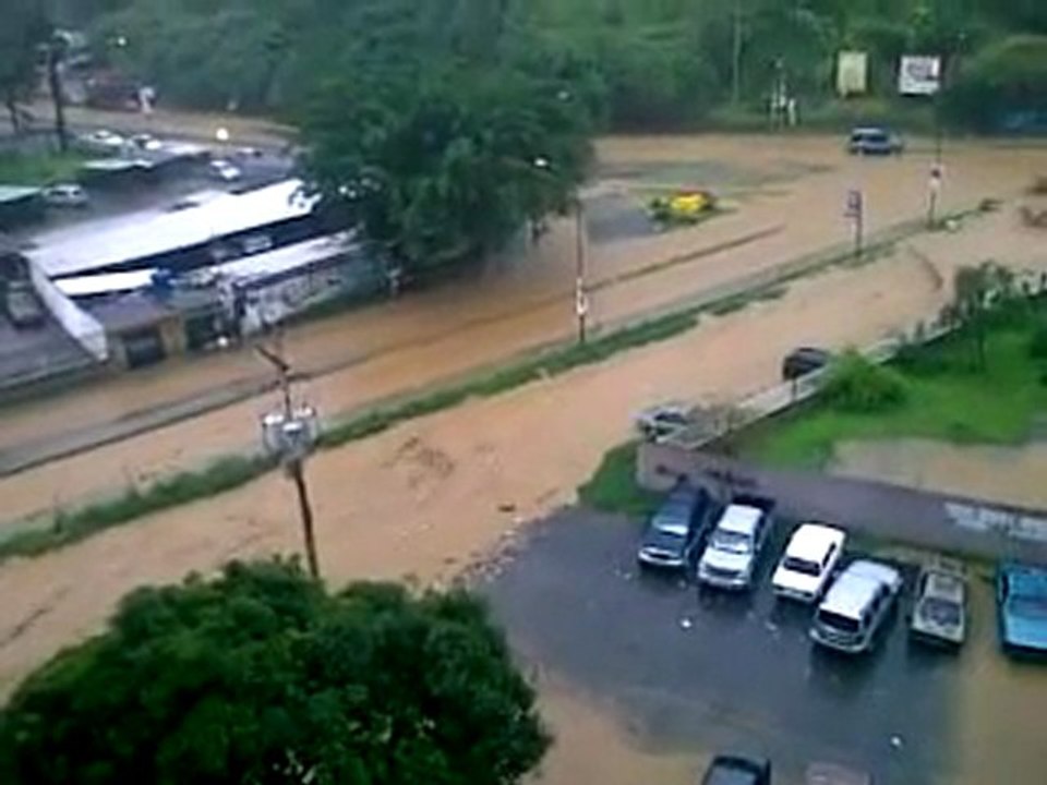 Desbordamiento de la quebrada Cambural