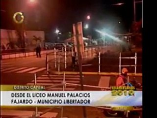 Mayela León desde el Colegio Manuel Palacios en Caracas, cen