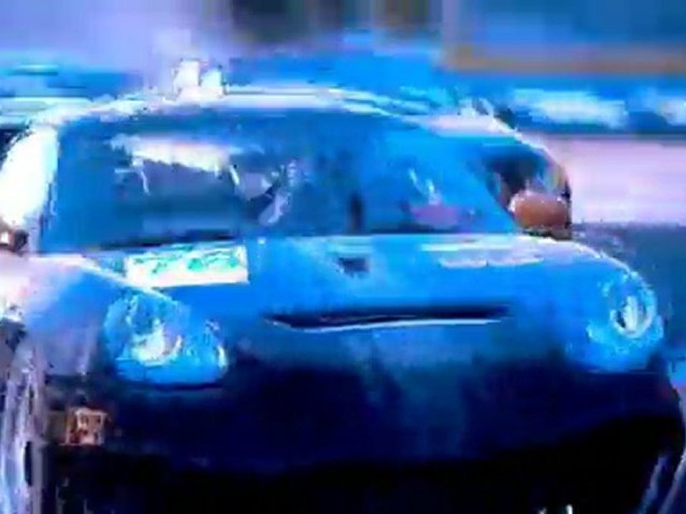 SHIFT 2 Course sur le circuit de MIAMI,avec une Porsche 911 GT2