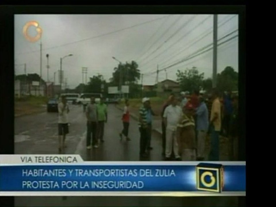 Transportista del Zulia realizan una protesta en la vía públ