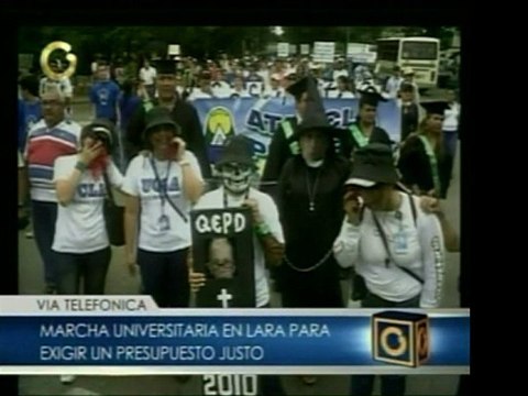 Los estudiantes universitarios en Lara marchan por un presup