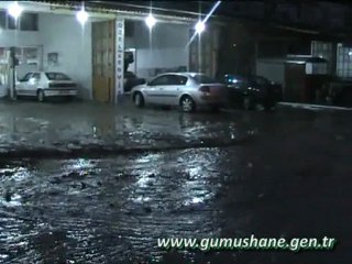 GÜMÜŞHANE KÜÇÜK SANAYİDE İŞYERLERİNİ SU BASTI