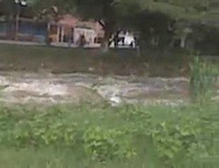 Fwd: RIO INGENIO GUATIRE CASI DESBORDADO