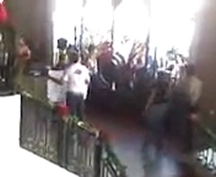 toma por parte de los educadores estatales por falta de pago