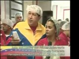 Primer Mandatario Hugo Chavez se declara experto en construi