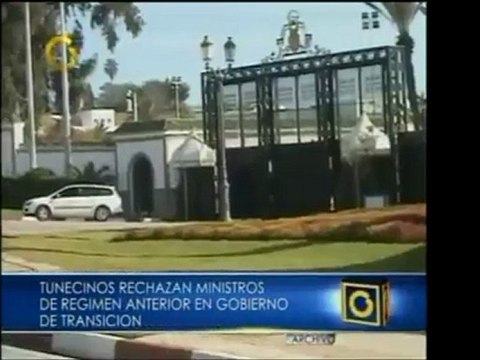 En Túnez diversos grupos protestan contra algunos ministros