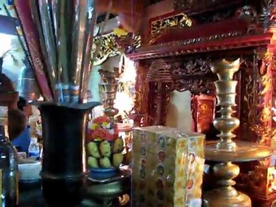 Hậu cung Từ đường nhà thờ Họ Đặng Yên trạch
