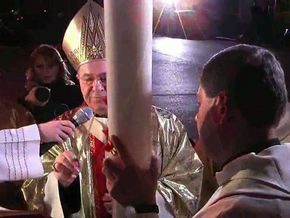 Vigilia Pascală în Catedrala „Sf. Iosif” din Bucureşti