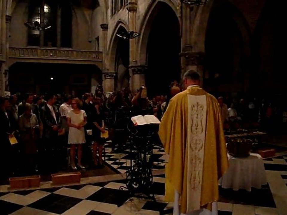 Veillée pascale La Paix Amiens 2011Apport de l'eau