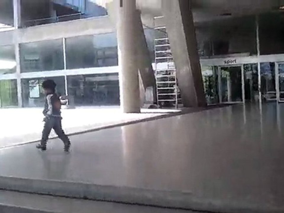 abi-video-2011-04-10-12-32-52