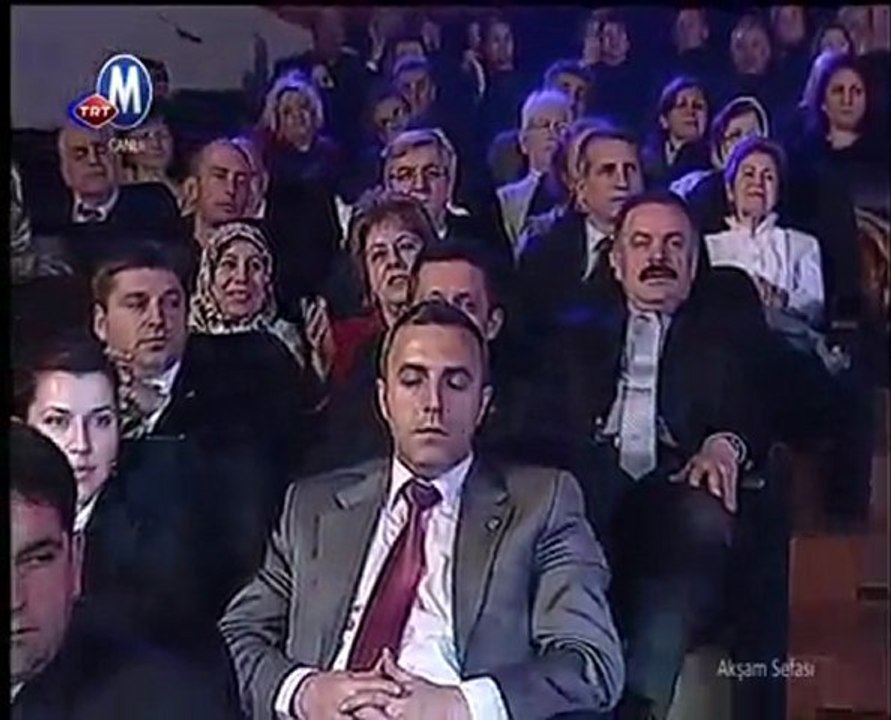 BAHADIR ÖZÜŞEN - Yarim yarim