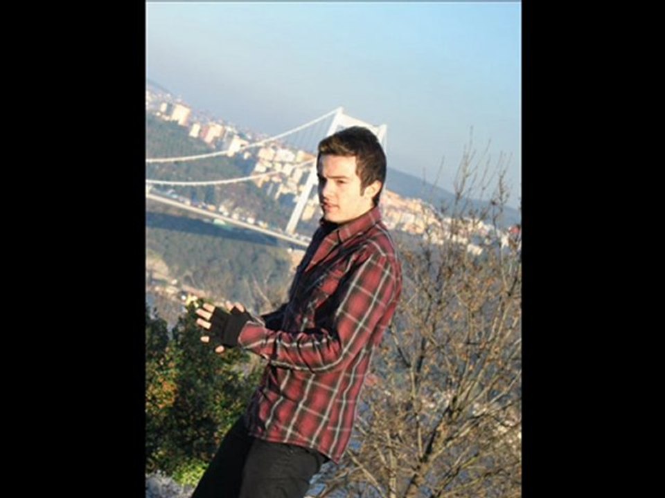 Bir Varmış Bir Yokmuş