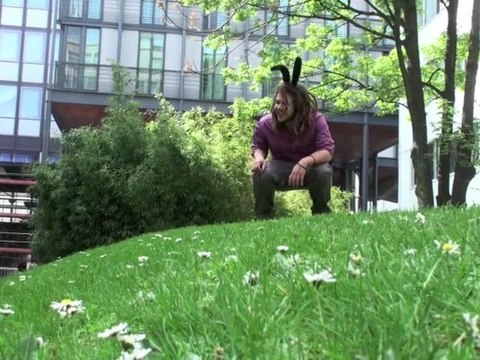 TV Jussieu Flashmob : Chasse aux oeufs de paques