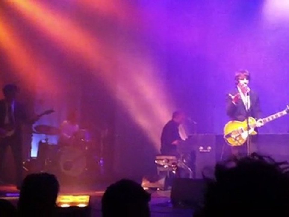 Thomas Fersen en concert au Transbodeur à Lyon le 21 avril 2011 "Diane de Poitiers"