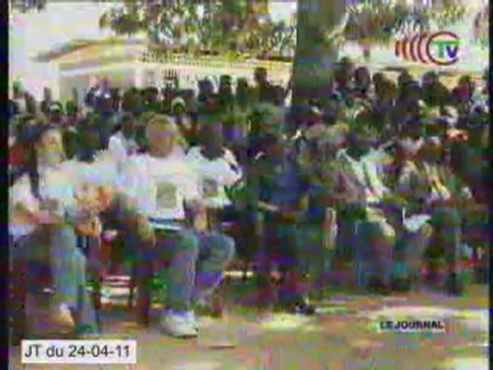 Un séminaire-atelier sur le thème " réduisons nos déchets, ça débordent"