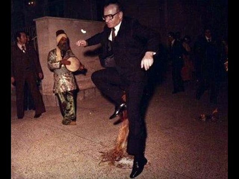 پیشینه نامه  خفاشها کبوترها - برگ دوم