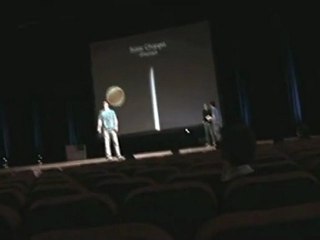 iPhone 5 (Seulement 109 grams !) Steve Jobs prépare sa conférence presse