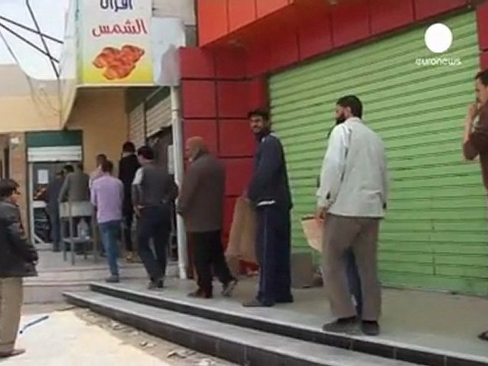 NATO hits Gaddafi's compound