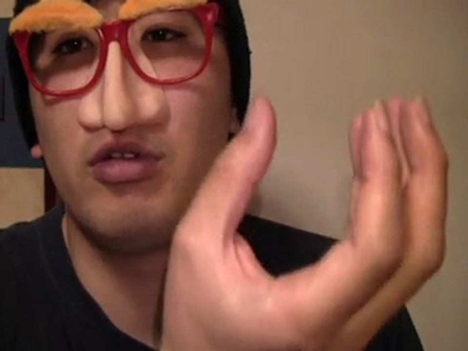 深夜の街を徘徊して思ったコトやら二本前の動画のコトやら最近見た映画のコトや電車やらで日記動画110424その4