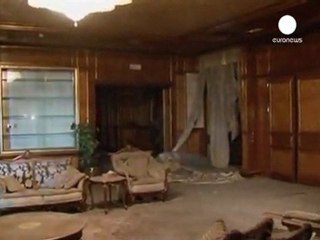 La OTAN bombardea el despacho de Gadafi