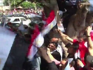 Egypte: des partisans de Moubarak manifestent au Caire