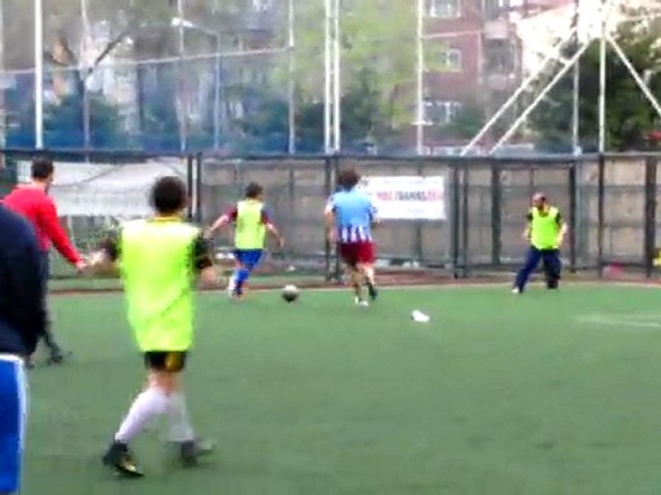 Fikstürlü Lig  Yeni Maltepe - Alcolico Madrid