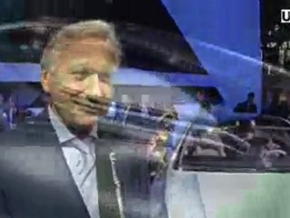 New York 2011: Mercedes Feuerwerk der Innovationen