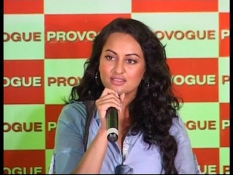 Dharmendra, Shatrughan And Sonakshi Sinha To Receive Dadasahab Phalke Award – Bollywood News