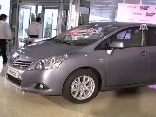 DEPREM TOYOTA'YI SALLIYOR