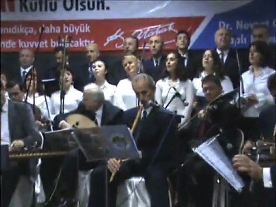 ADA SAHİLLERİNDE BEKLİYORUM