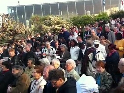 Ekhrestos Anesti & Christ Jésus Ressuscité - Rassemblement œcuménique Pâques 2011