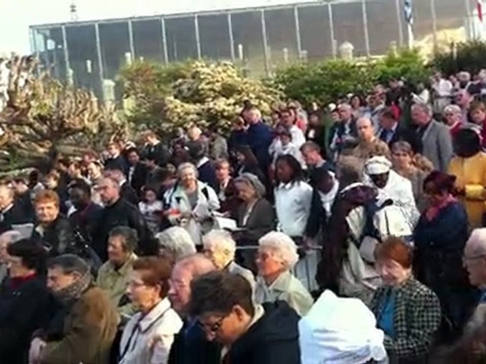 Ekhrestos Anesti & Christ Jésus Ressuscité - Rassemblement œcuménique Pâques 2011