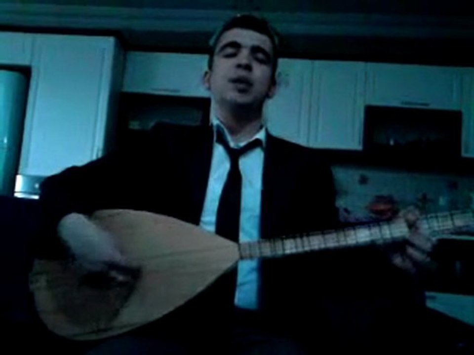 Özgün - Acıya Gülmek