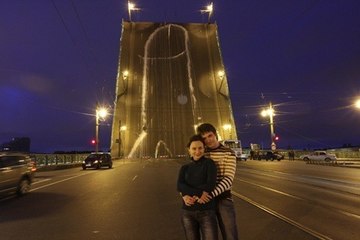 Le pénis géant reçoit un prix artistique !