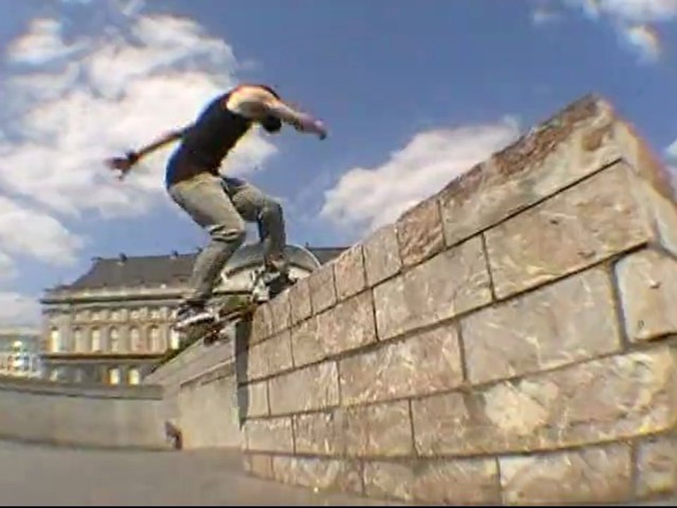 Skate In Liège - saint lambrouille tu nous casses les c******